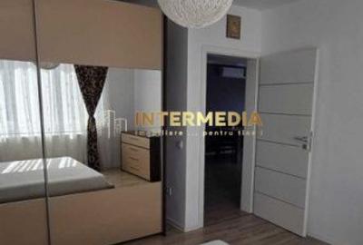Apartament cu 2 camere, mobilat în Cetate - 3