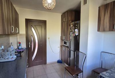 Apartament cu 3 camere decomandat în Central - 1