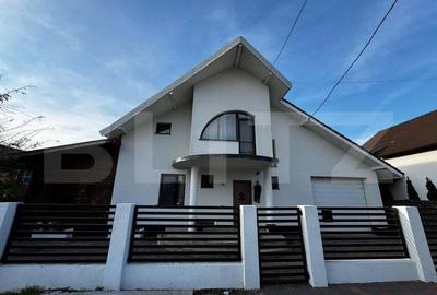 Casă cu 4 camere cu Teren 343 Mp în Central - 1