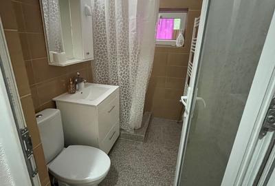 Apartament cu 2 camere semidecomandat în 9 Mai - 1
