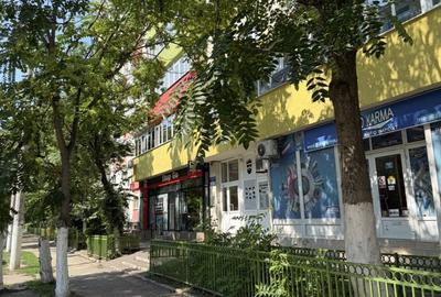 Spațiu comercial, de 141 mp, în Central