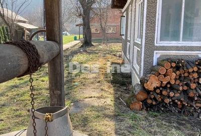 Teren de 3400 mp, în Piatra Șoimului