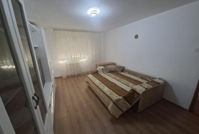 Apartament cu 2 camere decomandat în Cug
