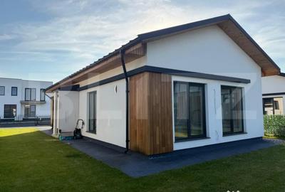 Casă cu 3 camere cu Teren 355 Mp în Central