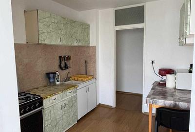 Apartament cu 2 camere decomandat în Între Lacuri