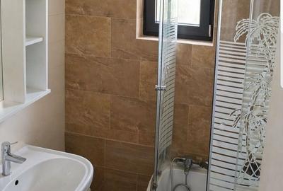 Apartament cu 2 camere decomandat în Central - 1