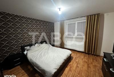 Casă cu 8 camere cu Teren 1195 Mp în Roșia - 1