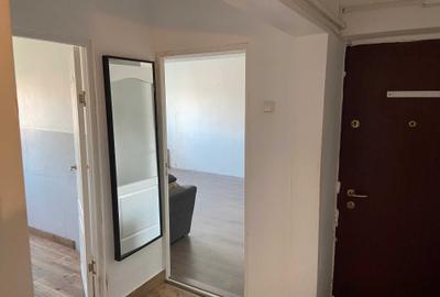 Apartament cu 2 camere decomandat în Ștrand
