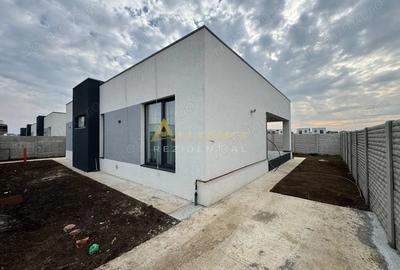 Casă cu 4 camere cu Teren 407 Mp în Berceni - 2