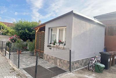 Casă cu 3 camere decomandat cu Teren 56 Mp în Central - 15