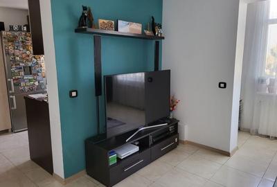 Apartament cu 4 camere decomandat în Calea București - 7
