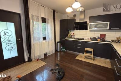 Casă cu 4 camere în Central