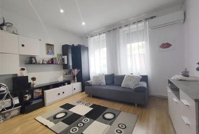 Casă cu 2 camere cu Teren 22 Mp în Decebal
