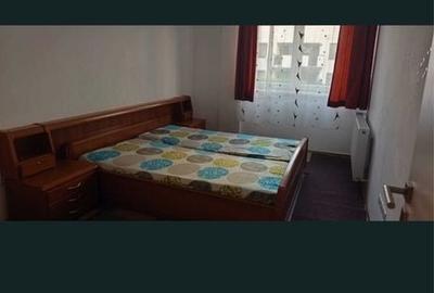 Apartament cu 3 camere decomandat în Turnișor