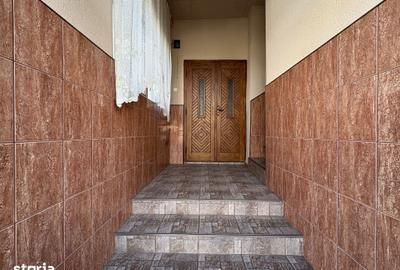 Casă cu 4 camere cu Teren 1065 Mp în Bujac