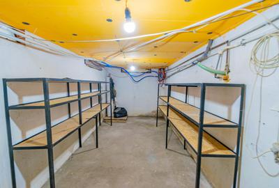 Casă cu 6 camere cu Canalizare în Nord - 21