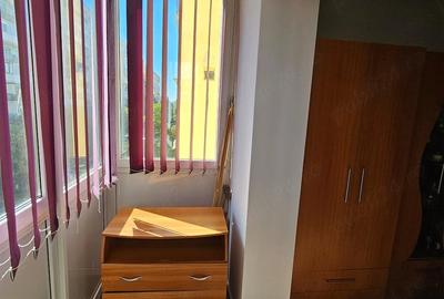 Apartament cu 3 camere semidecomandat în Central - 10