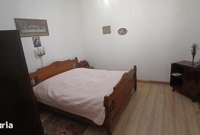 Apartament cu 4 camere în Central
