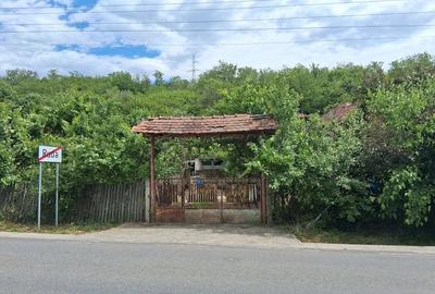 Teren de 3950 mp, în Budești - 1