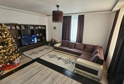 Casă cu Teren 287 Mp în Central - 3