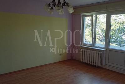 Apartament cu 3 camere decomandat în Iosia-Nord