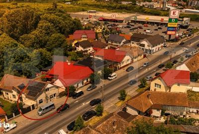 Spațiu comercial, de 55 mp, în Central - 3