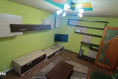 Apartament cu 3 camere decomandat în Carrefour - 11