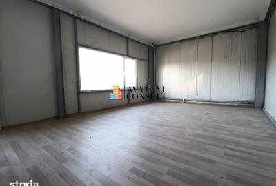 Spațiu comercial, de 560 mp, în Central - 10