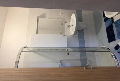 Apartament cu 3 camere decomandat în Dumbrăvița
