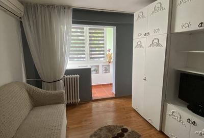 Apartament cu 2 camere semidecomandat în Teiul Doamnei - 3