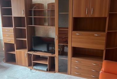 Apartament cu 2 camere decomandat în Calea București - 1