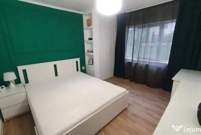 Apartament cu 3 camere decomandat în Între Lacuri