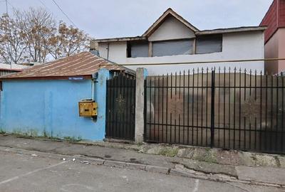 Casă cu 3 camere cu Teren 170 Mp în Exterior Vest