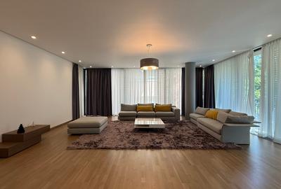 Apartament cu 5 camere decomandat în Primăverii - 3