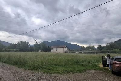 Teren de 1374 mp, în Central - 5