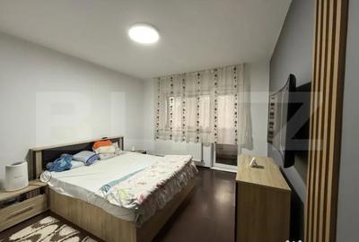 Apartament cu 3 camere semidecomandat în Careiului