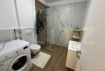 Apartament cu 2 camere semidecomandat în Cetate