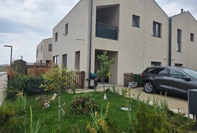 Duplex cu 4 camere cu Teren 225 Mp în Frumușani - 1