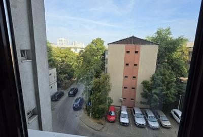 Garsonieră decomandată în Ultracentral