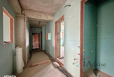 Casă cu 8 camere cu Teren 712 Mp în Predeal