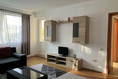 Apartament cu 2 camere decomandat în Exterior Vest