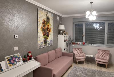 Apartament cu 2 camere semidecomandat, mobilat în Dumbrăvița