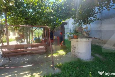 Casă cu 3 camere cu Teren 1800 Mp în Araci