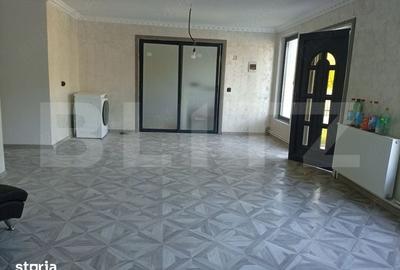 Casă cu 3 camere cu Teren 1600 Mp în Central