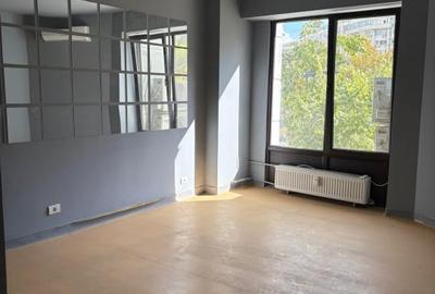Spațiu comercial, de 95 mp, în Decebal - 3