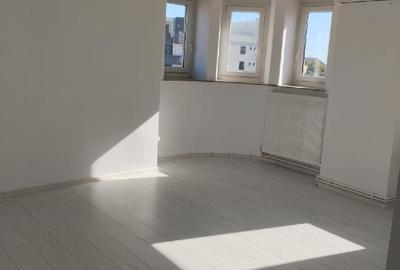 Birou, 10 mp în Ultracentral