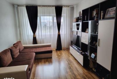 Apartament cu 3 camere decomandat în Pantelimon