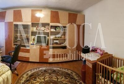 Casă individuală cu 2 camere cu Garaj în Plopilor - 1