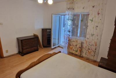 Apartament cu 4 camere decomandat în Gara