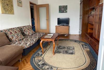 Apartament cu 3 camere semidecomandat, mobilat în Plopilor - 1